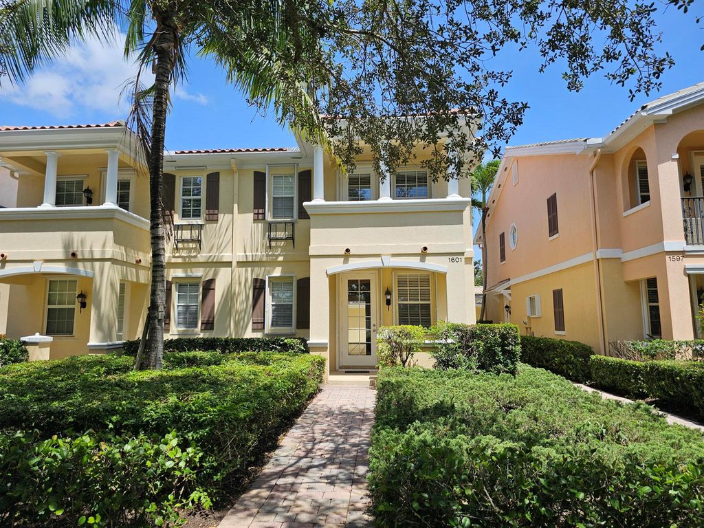 Photo of 1601 Jeaga Drive, Jupiter, FL 33458 (MLS # R10911511)