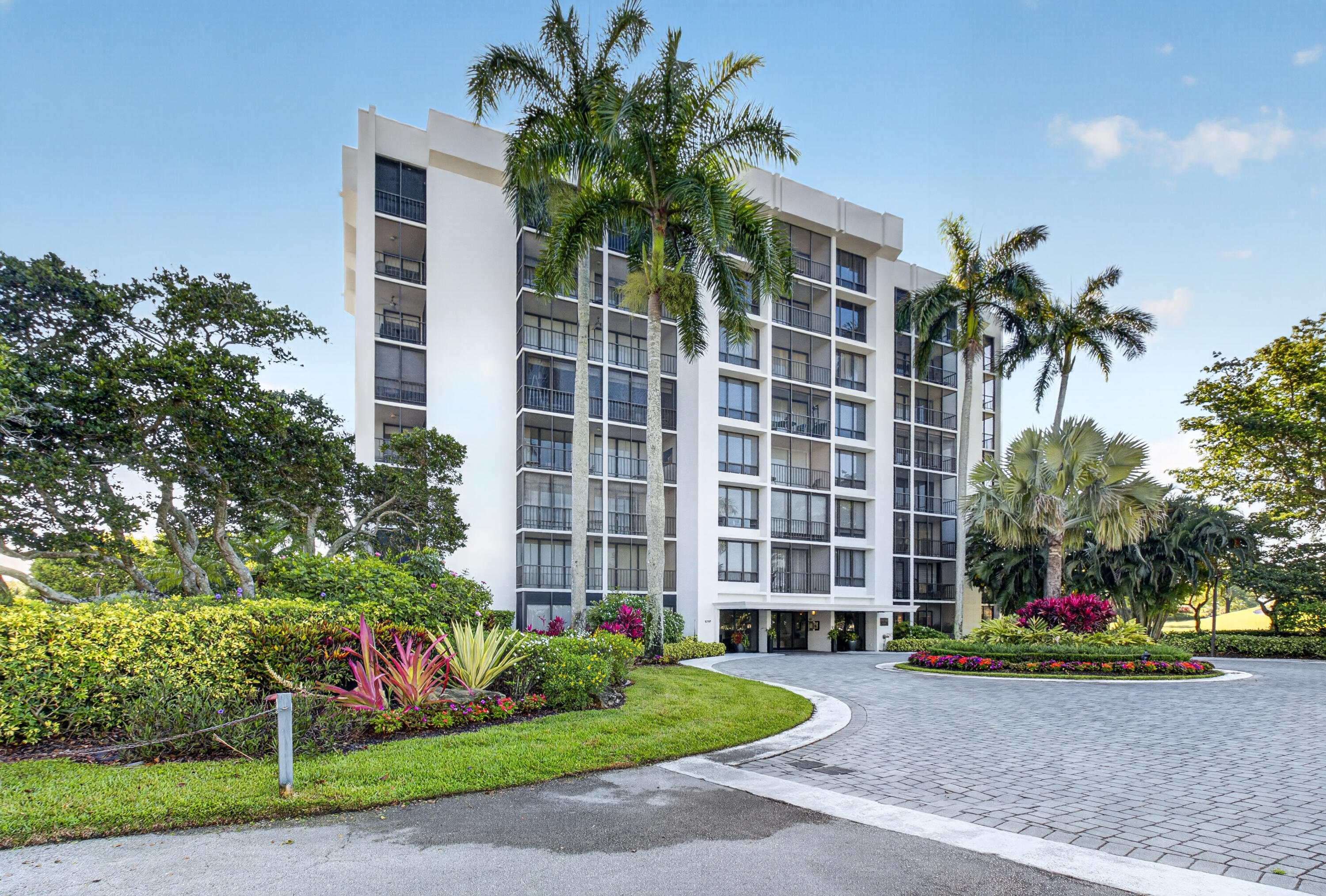 Willow Wood Midrise - Residential