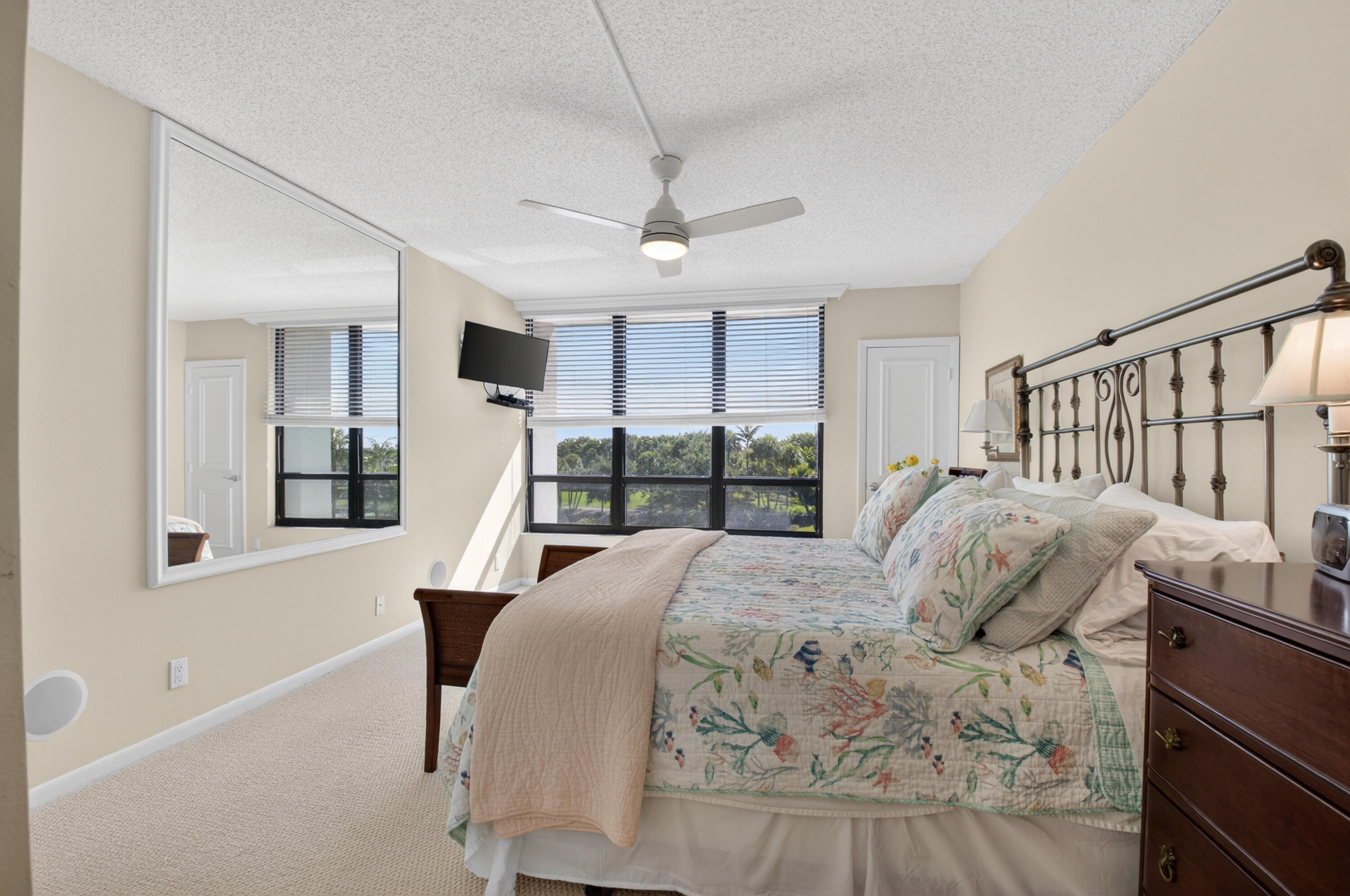 Willow Wood Midrise - Residential