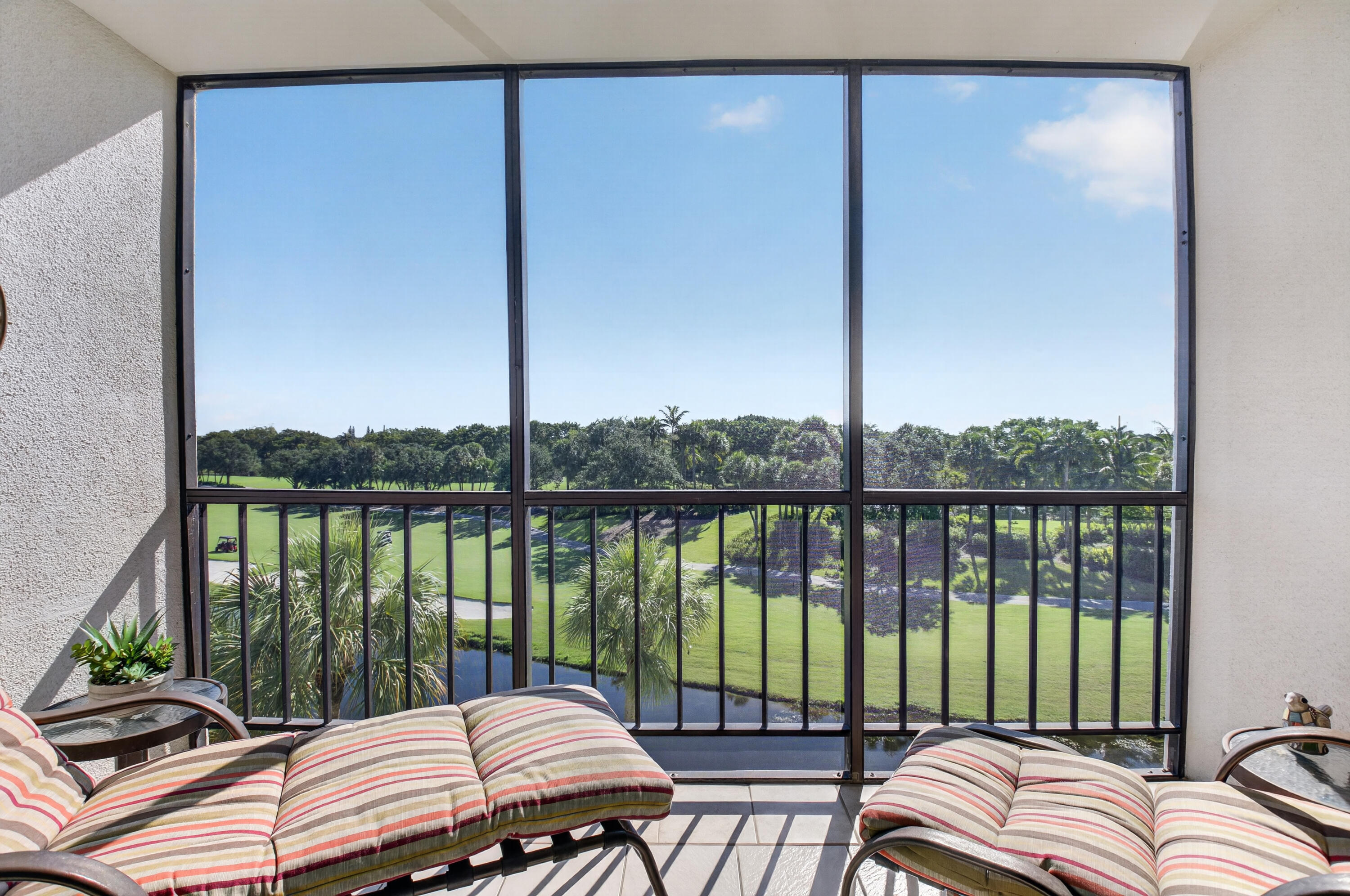 Willow Wood Midrise - Residential