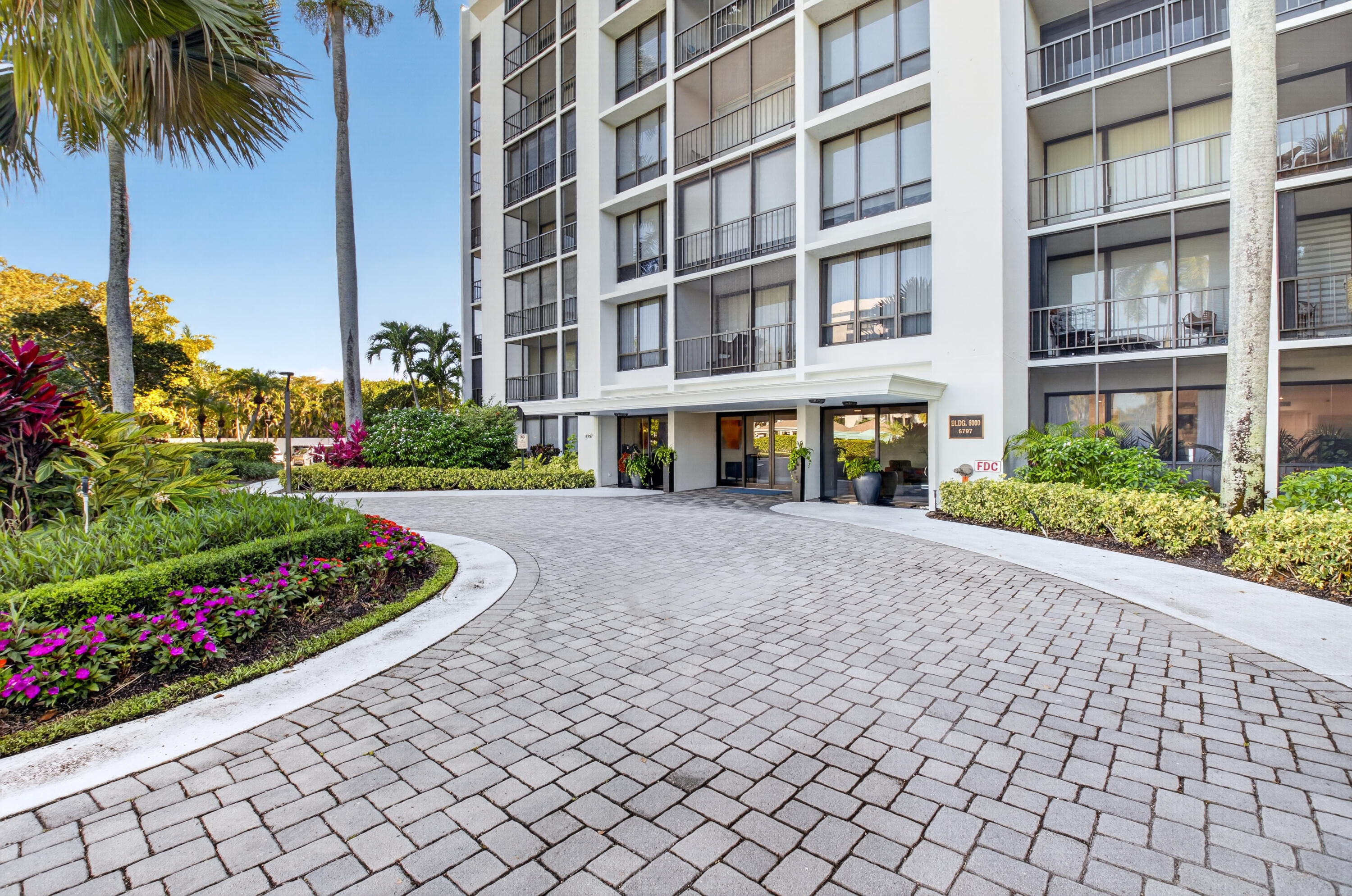 Willow Wood Midrise - Residential