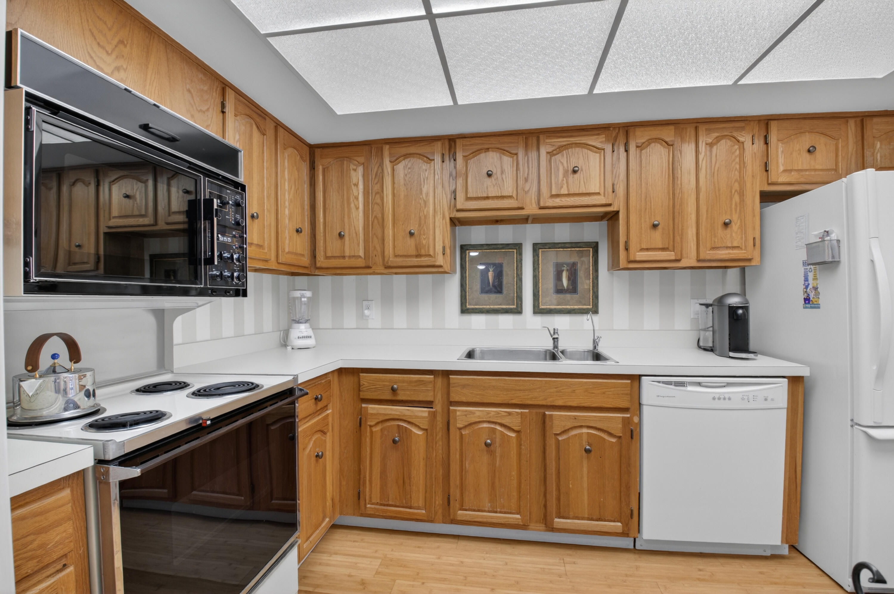 Willow Wood Midrise - Residential