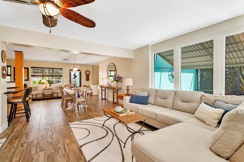 A home in Lake Clarke Shores