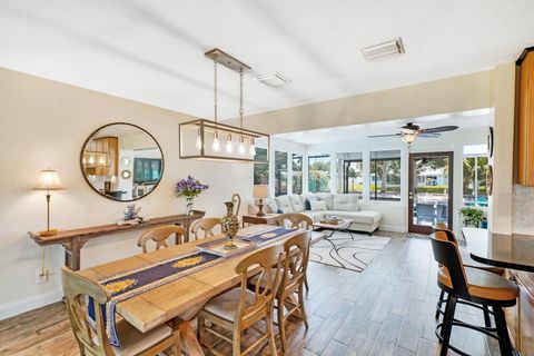 A home in Lake Clarke Shores