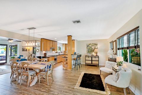 A home in Lake Clarke Shores