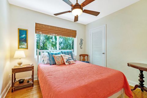 A home in Lake Clarke Shores