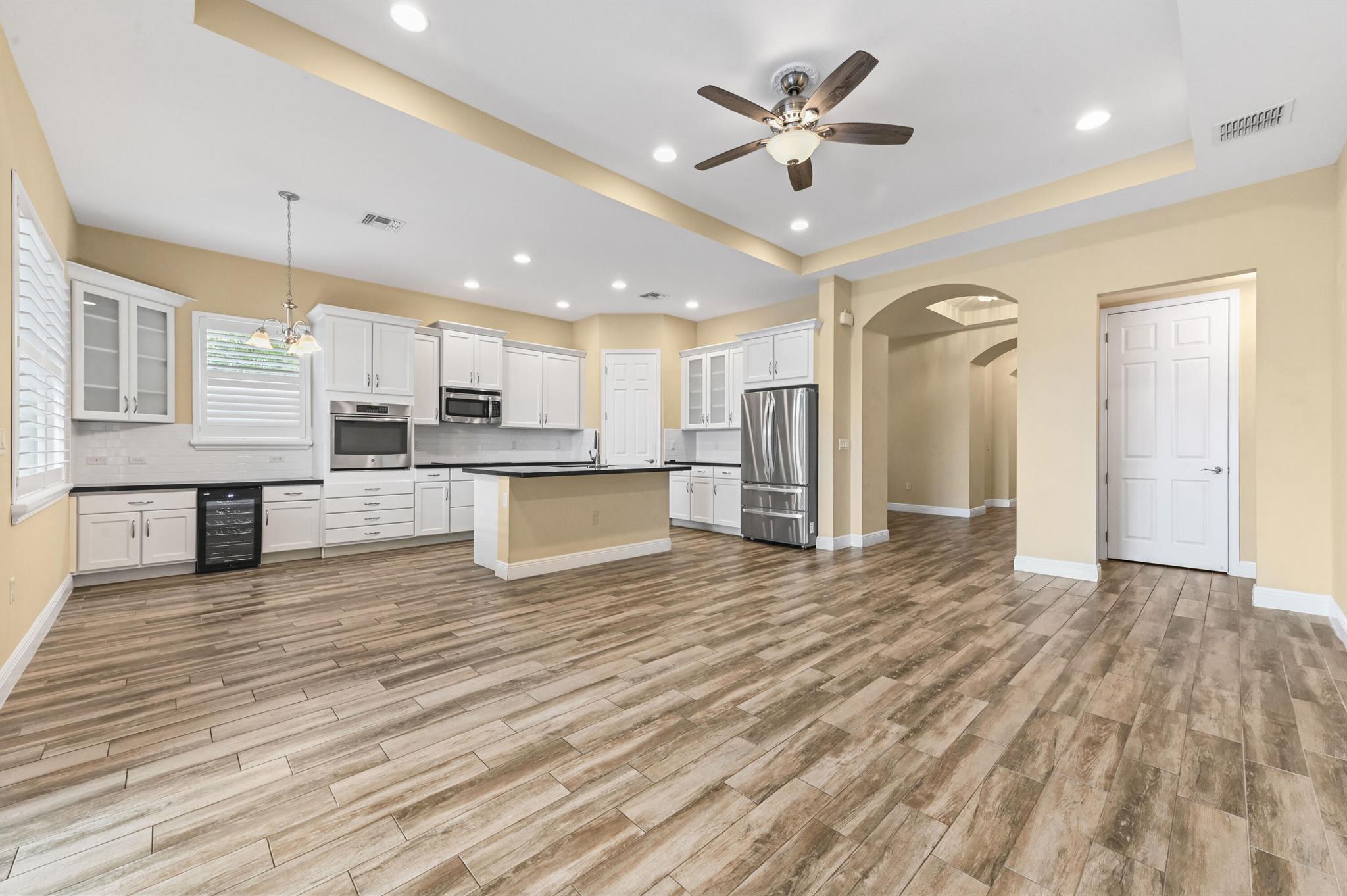 2863 Bellarosa Circle