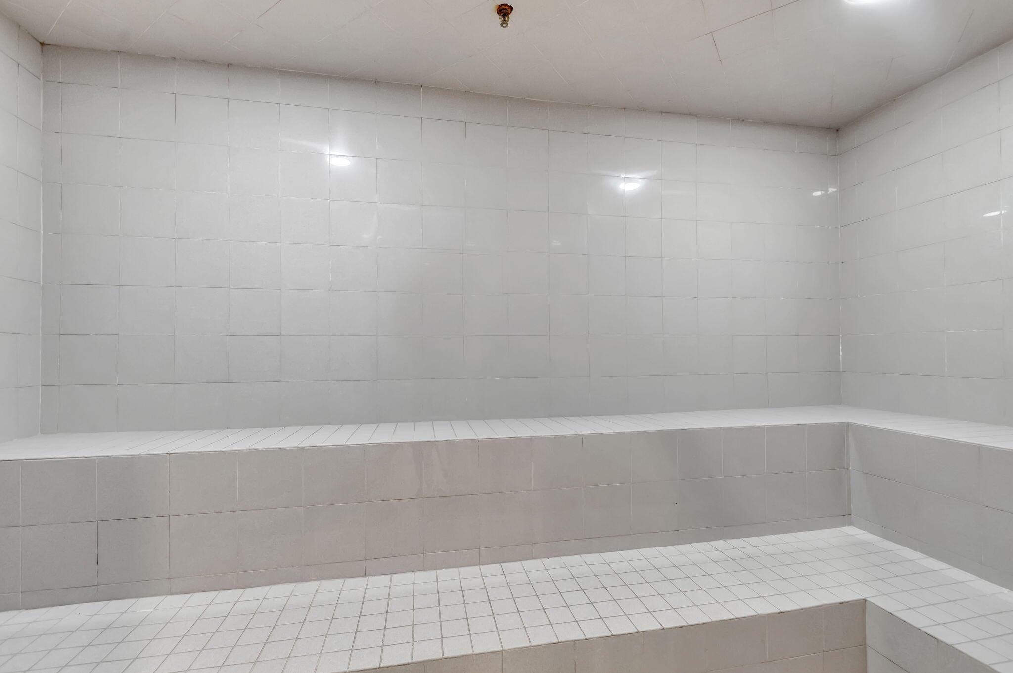 FOUNTAINS OF PALM BEACH C - Residential