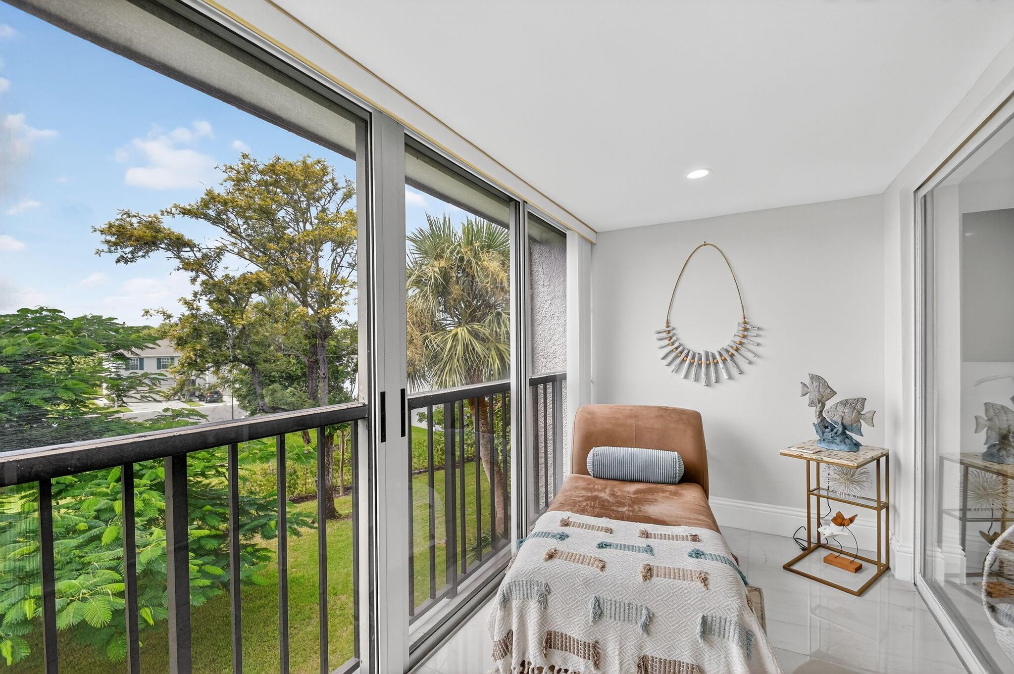 FOUNTAINS OF PALM BEACH C - Residential