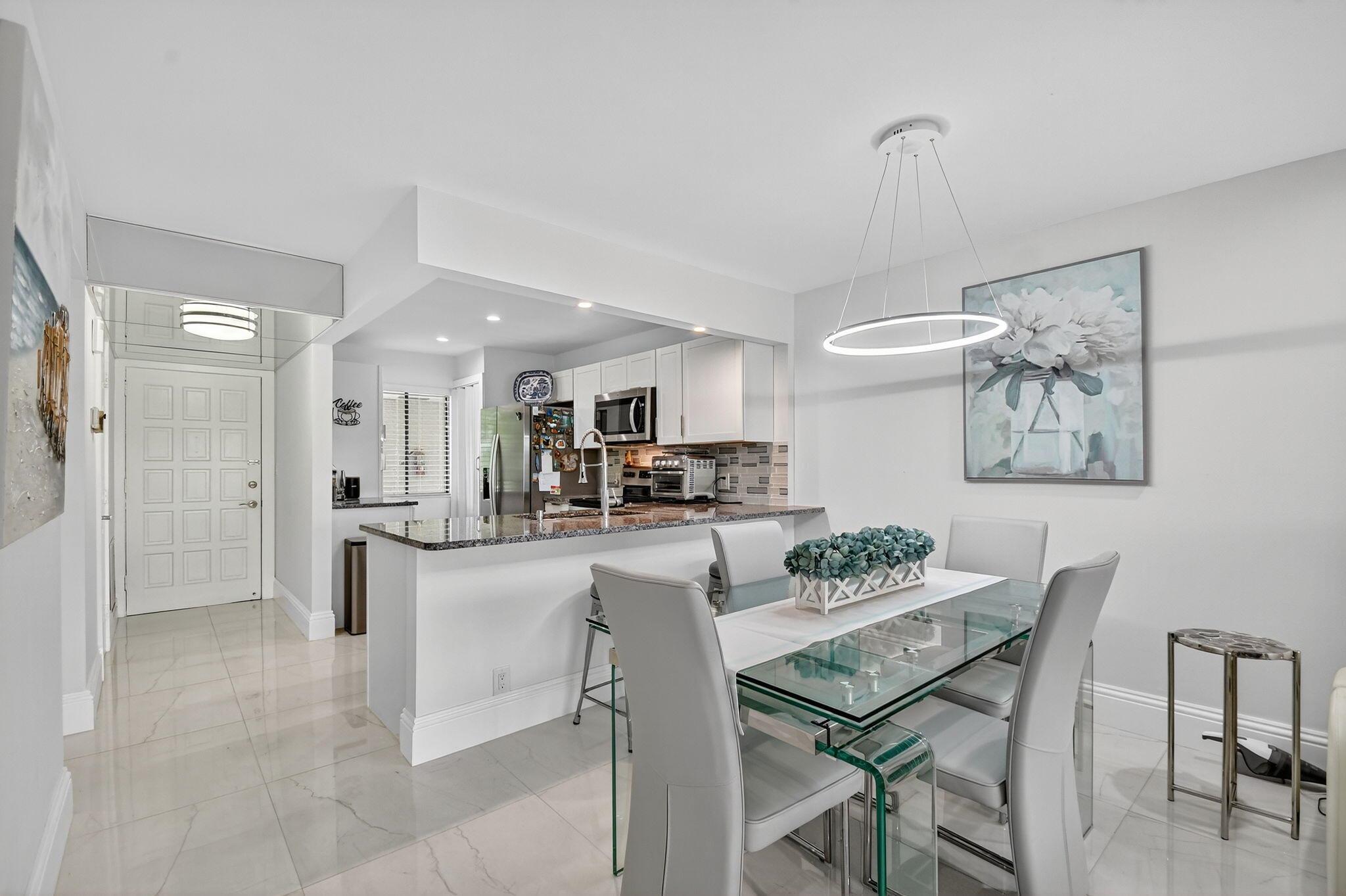 FOUNTAINS OF PALM BEACH C - Residential