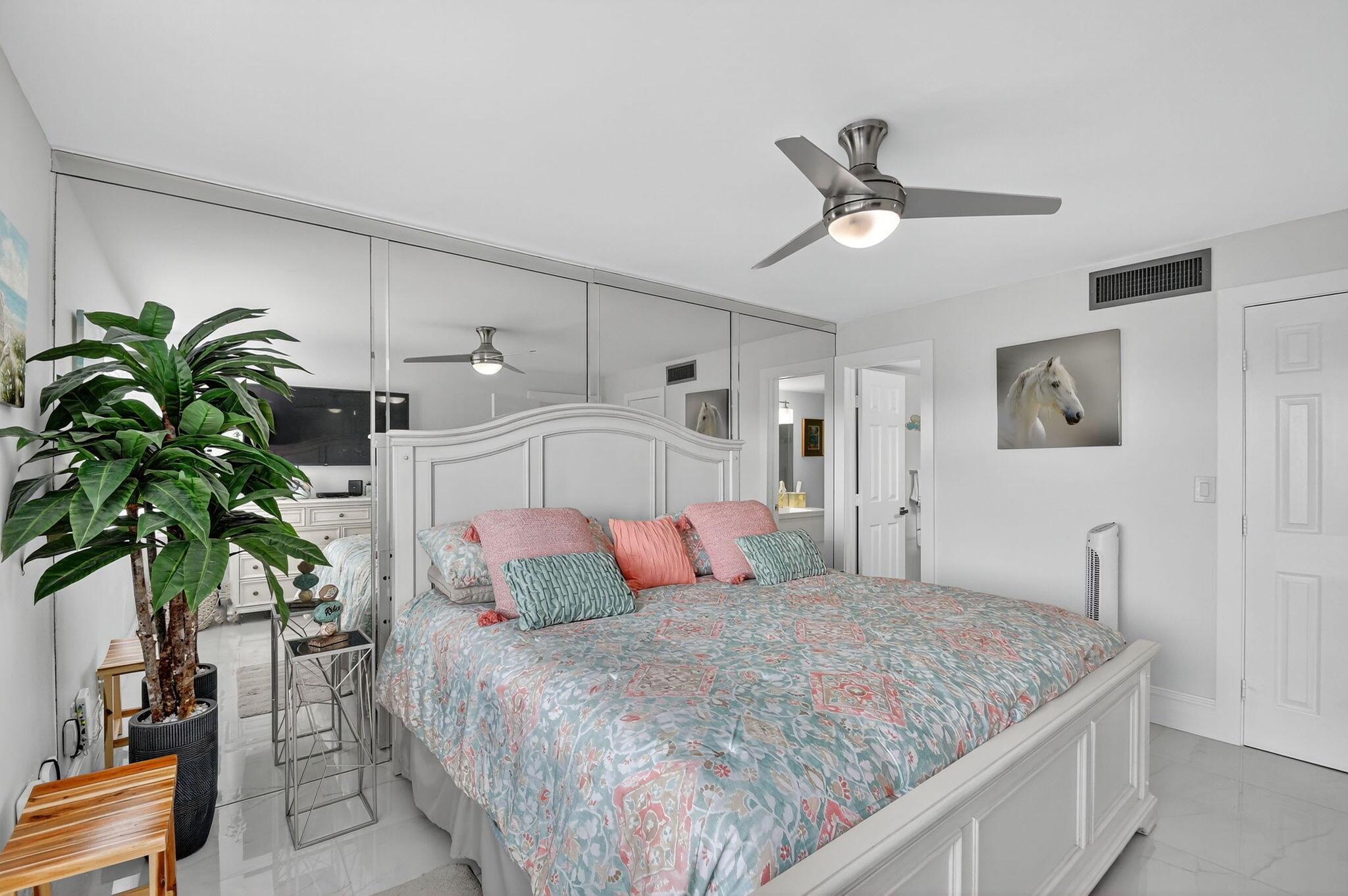 FOUNTAINS OF PALM BEACH C - Residential