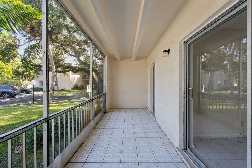 Photo of 616 NW 13th Street #16, Boca Raton, FL 33486 (MLS # R11029086)