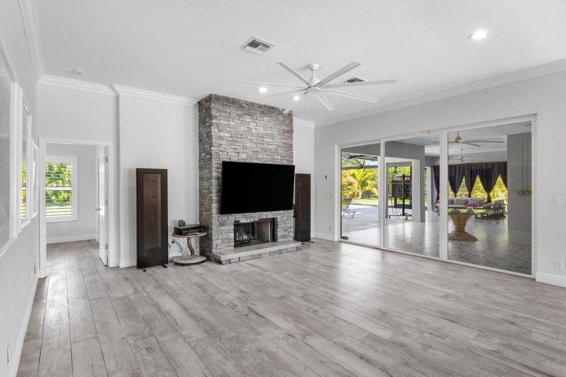 STEEPLECHASE - Residential