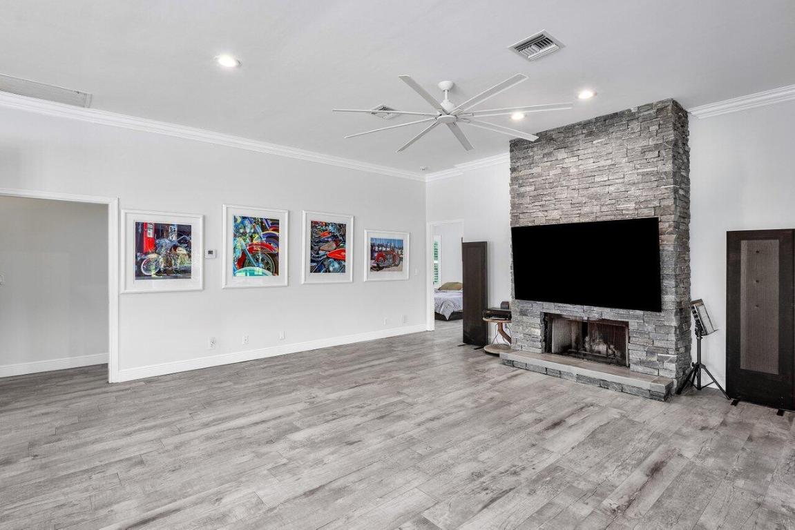 STEEPLECHASE - Residential