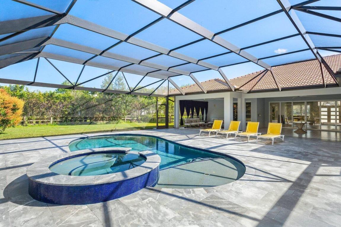 STEEPLECHASE - Residential