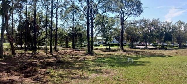 *****Cleared buildable lot in Port St Lucie in the middle of town.Close to Everything and just minutes to Fine Dining and Shopping.Contiguous with 5 other vacant lots must be sold together.Drive By's OK