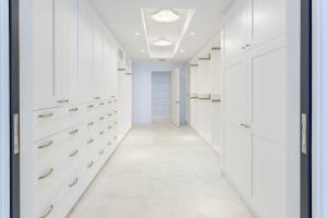 Luxuria - Residential