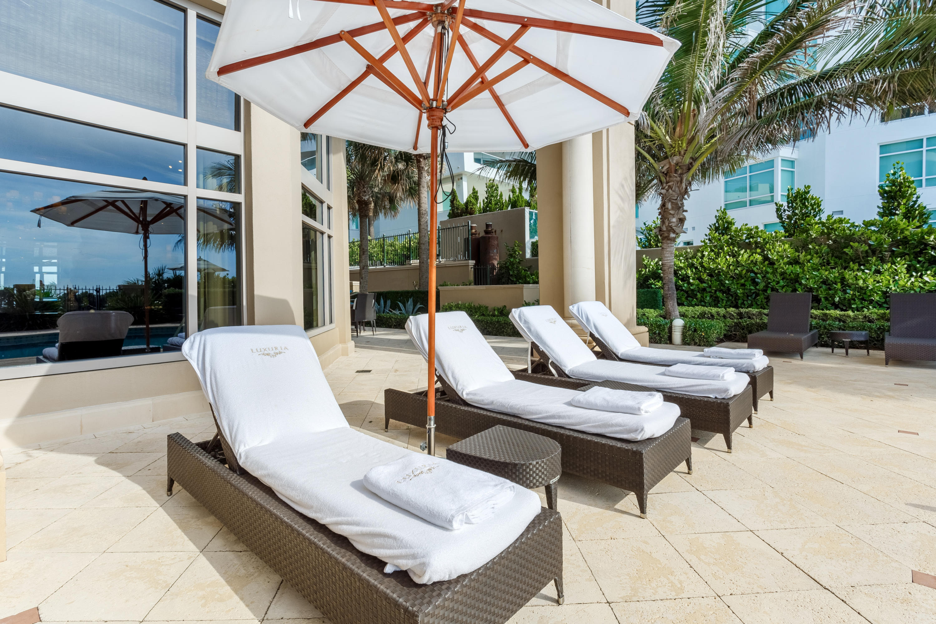 Luxuria - Residential