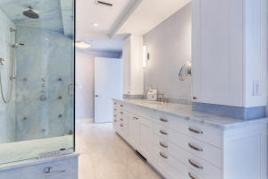 Luxuria - Residential