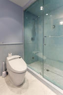 Luxuria - Residential