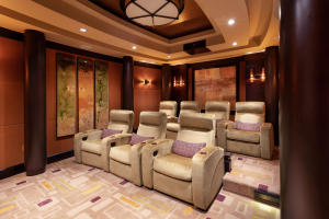 Luxuria - Residential