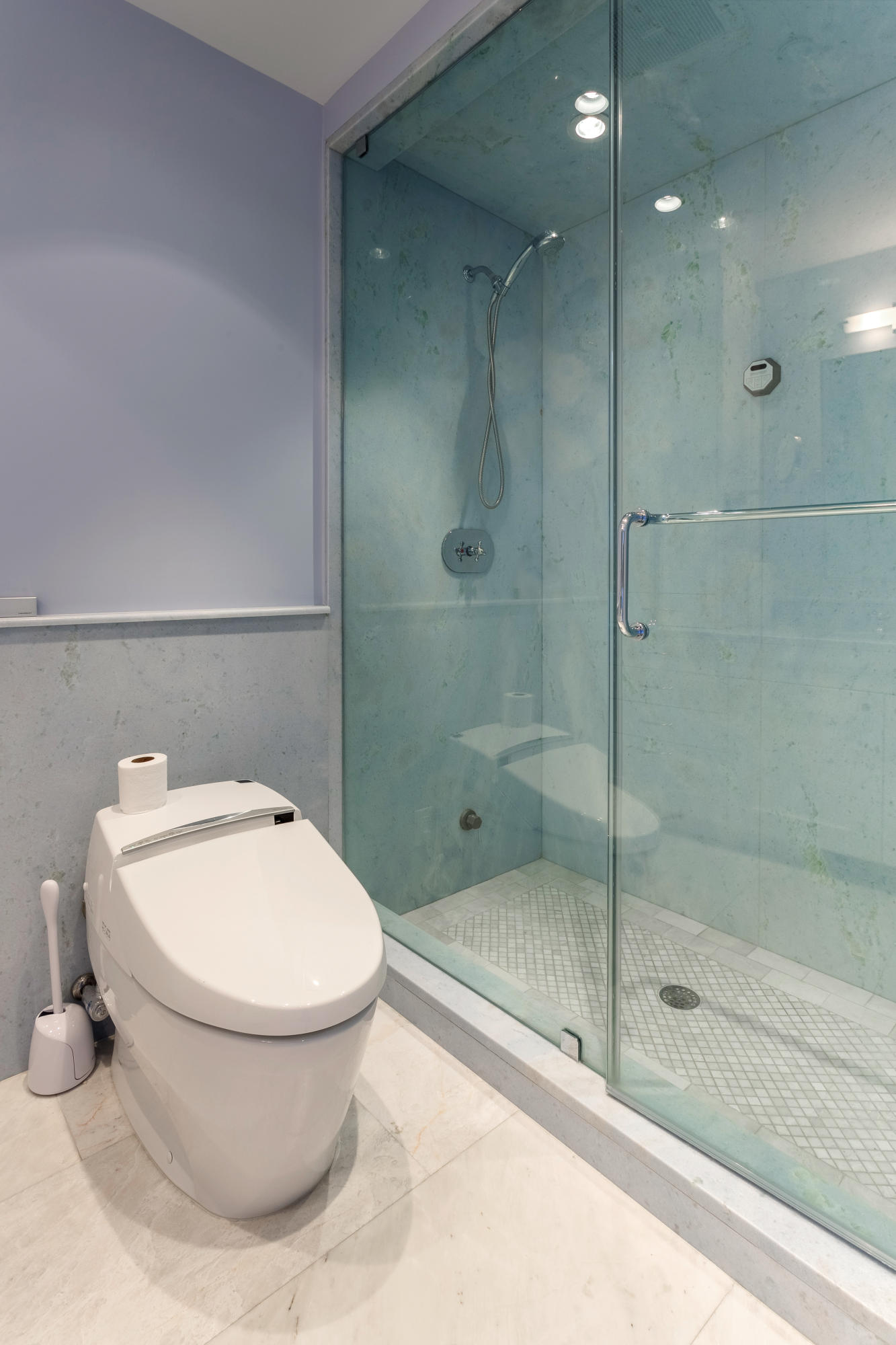 Luxuria - Residential