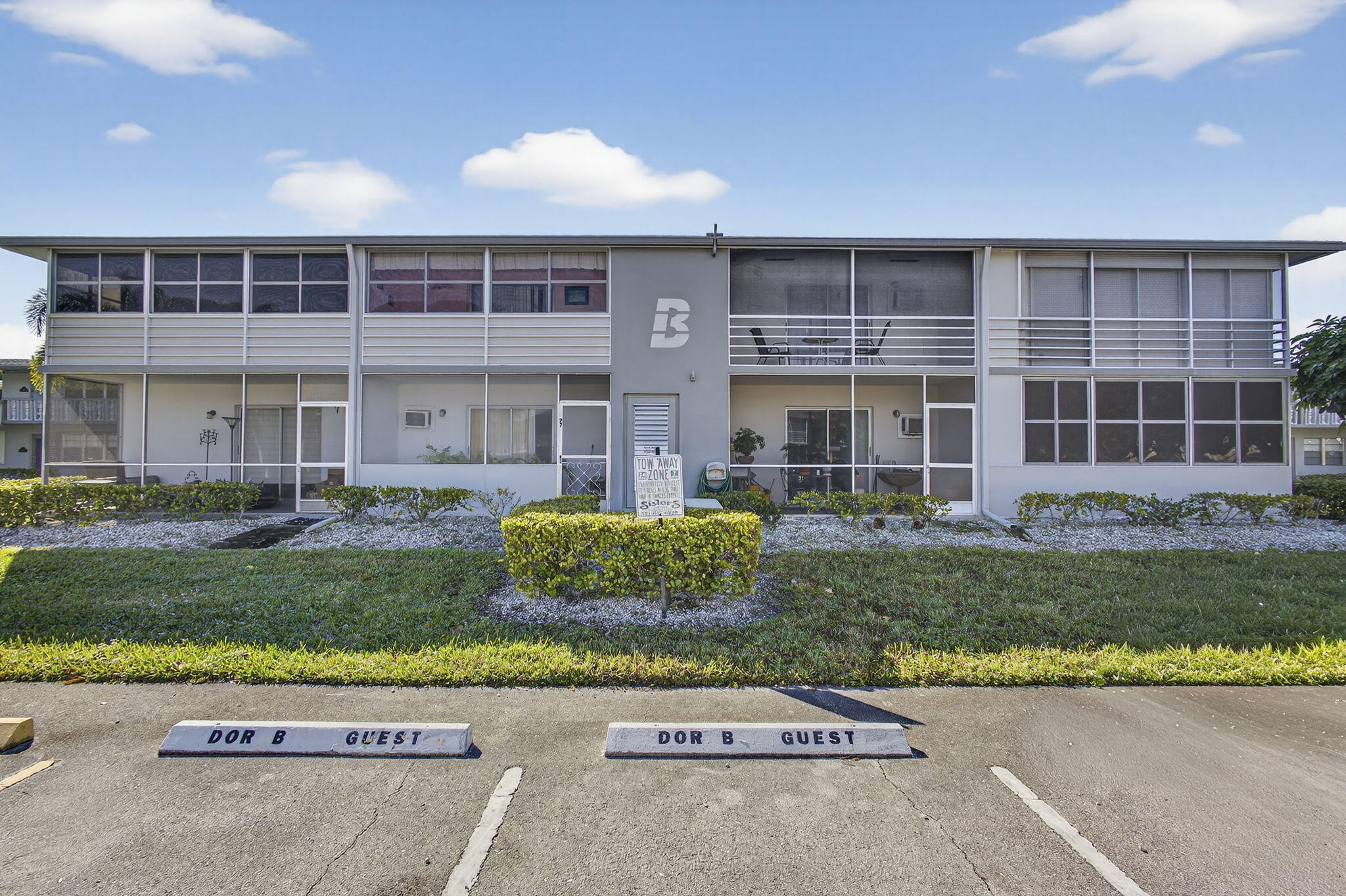 CENTURY VILLAGE DORCHESTER CONDO - Residential