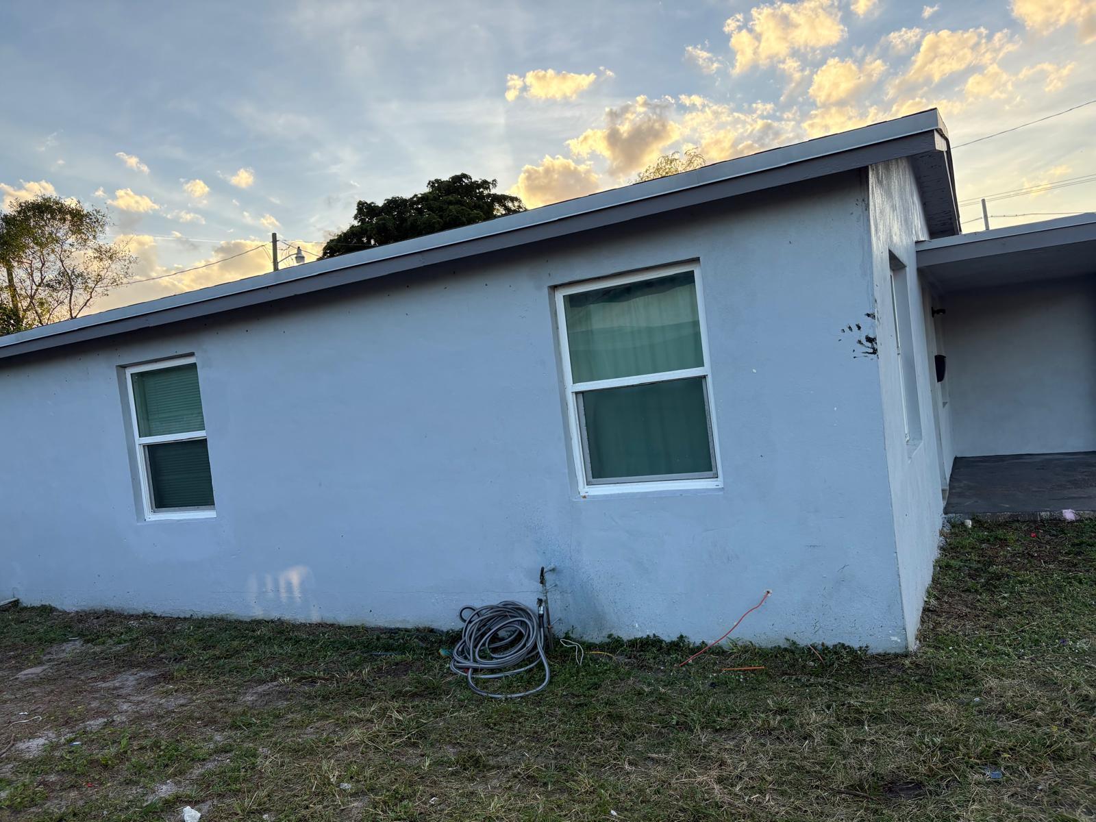 PALM CREST GARDENS 1 ADD - Residential Lease