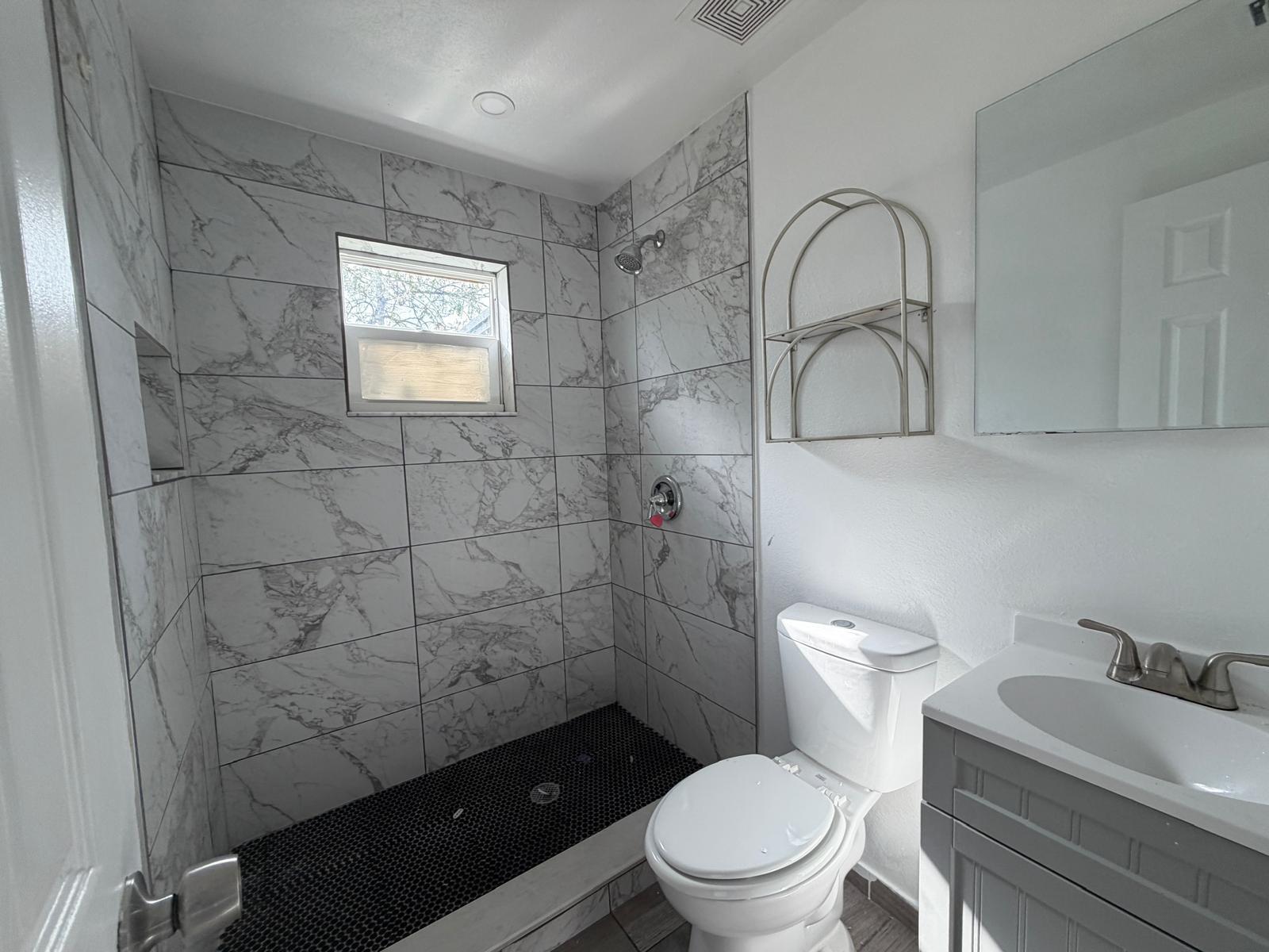 PALM CREST GARDENS 1 ADD - Residential Lease