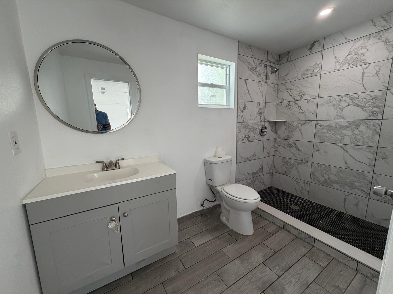 PALM CREST GARDENS 1 ADD - Residential Lease