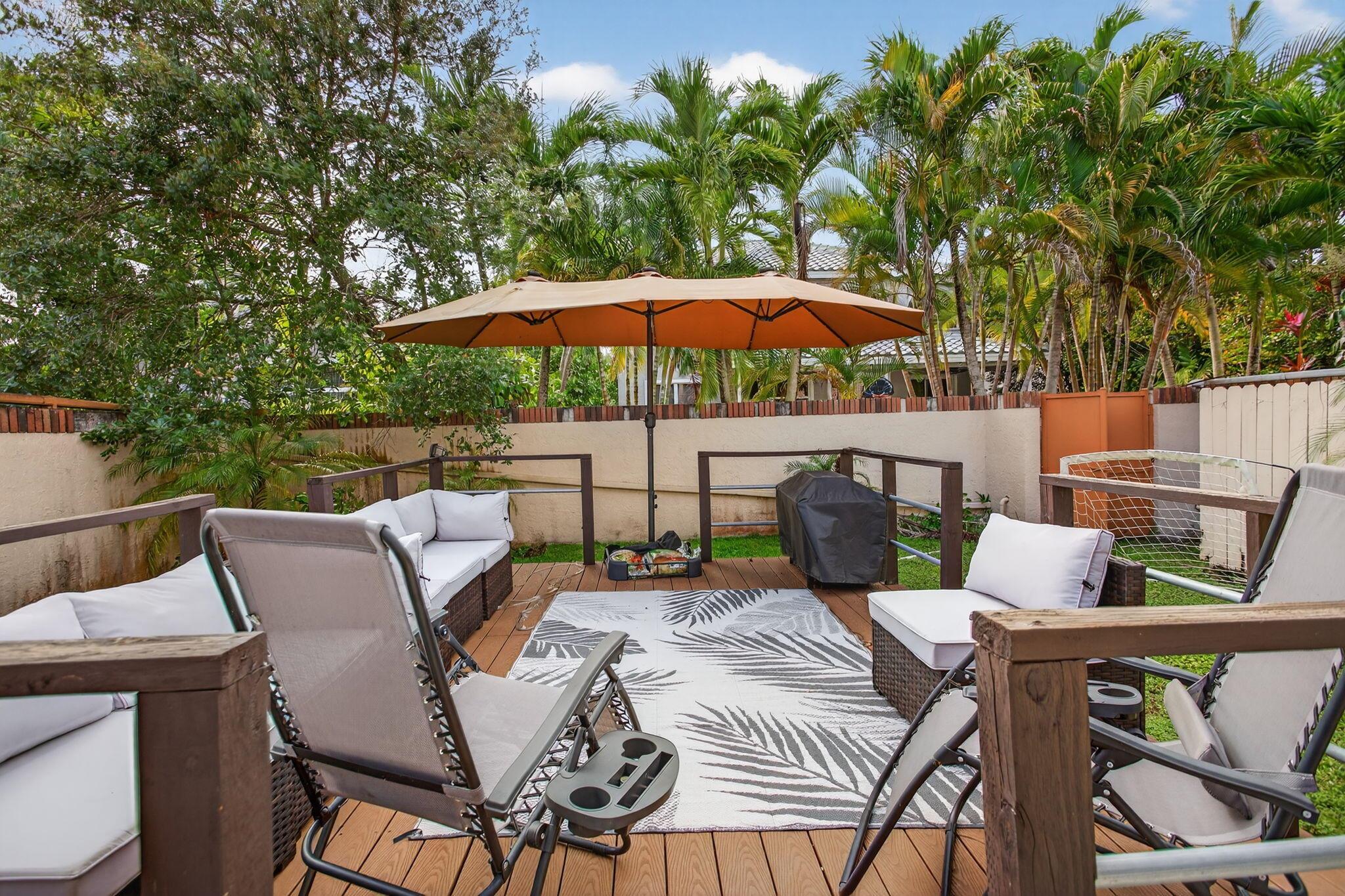 GLEN CONDOMINIUM 1 - Residential