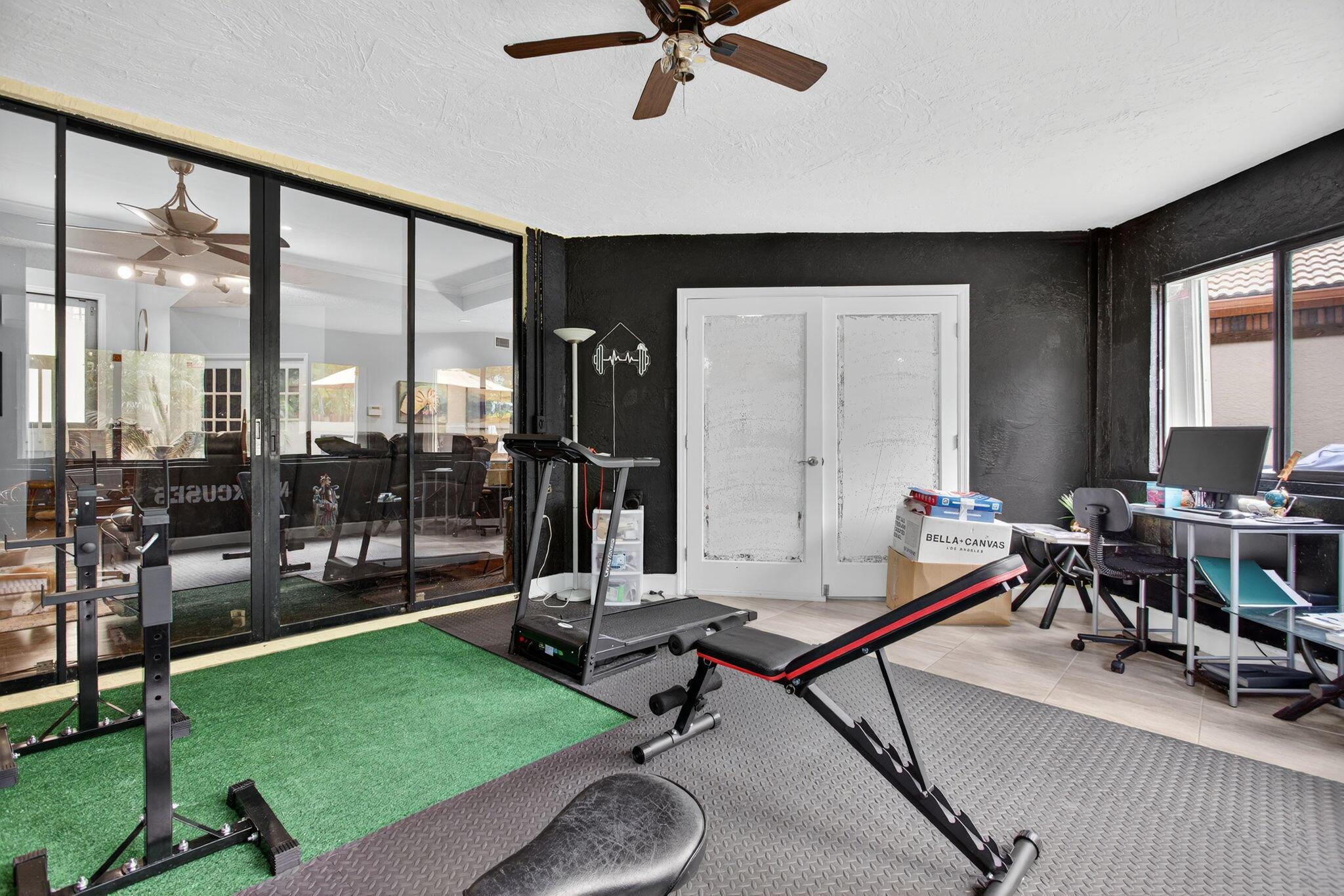 GLEN CONDOMINIUM 1 - Residential