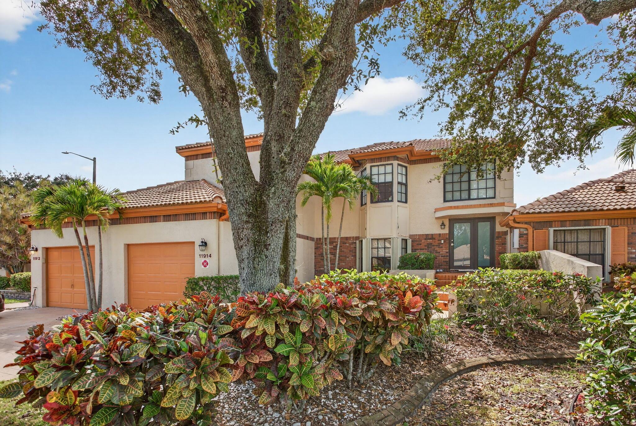 GLEN CONDOMINIUM 1 - Residential