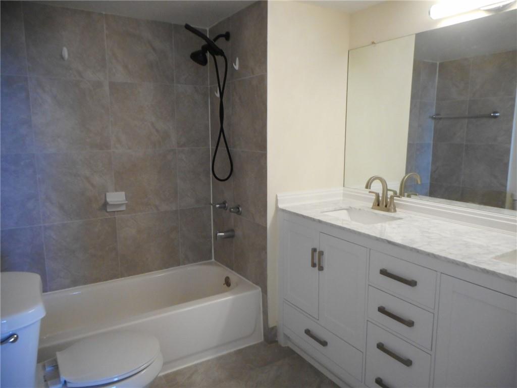 Rolling Hills Condominium - Residential