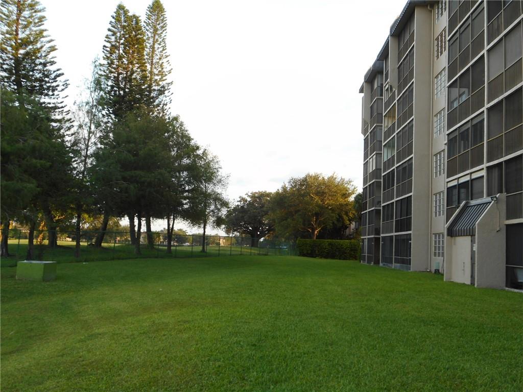 Rolling Hills Condominium - Residential