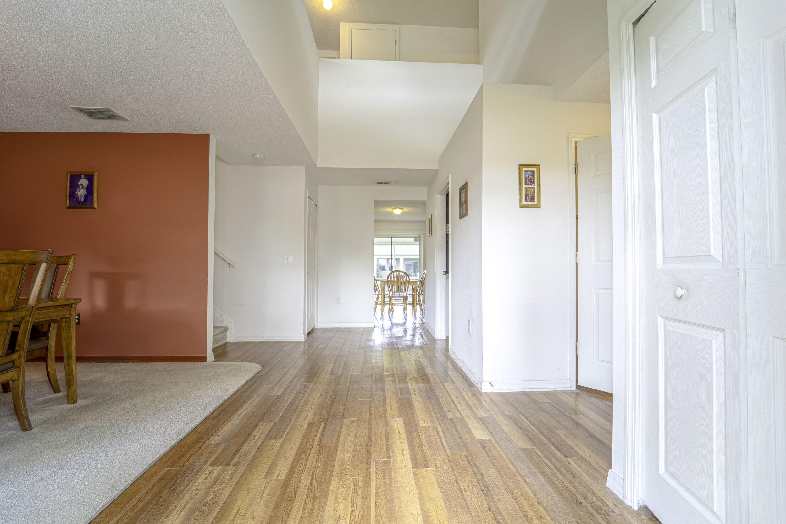 PORT ST LUCIE SECTION 8 - Residential