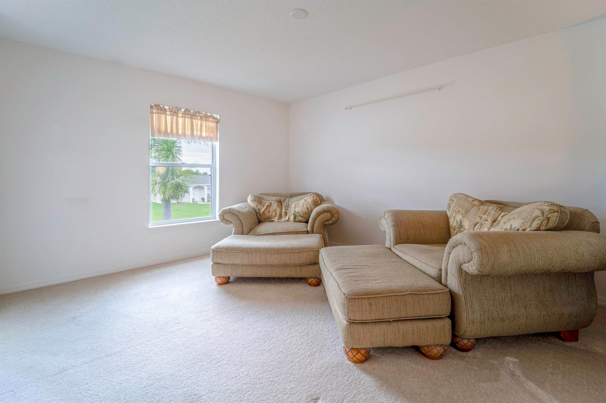 PORT ST LUCIE SECTION 8 - Residential