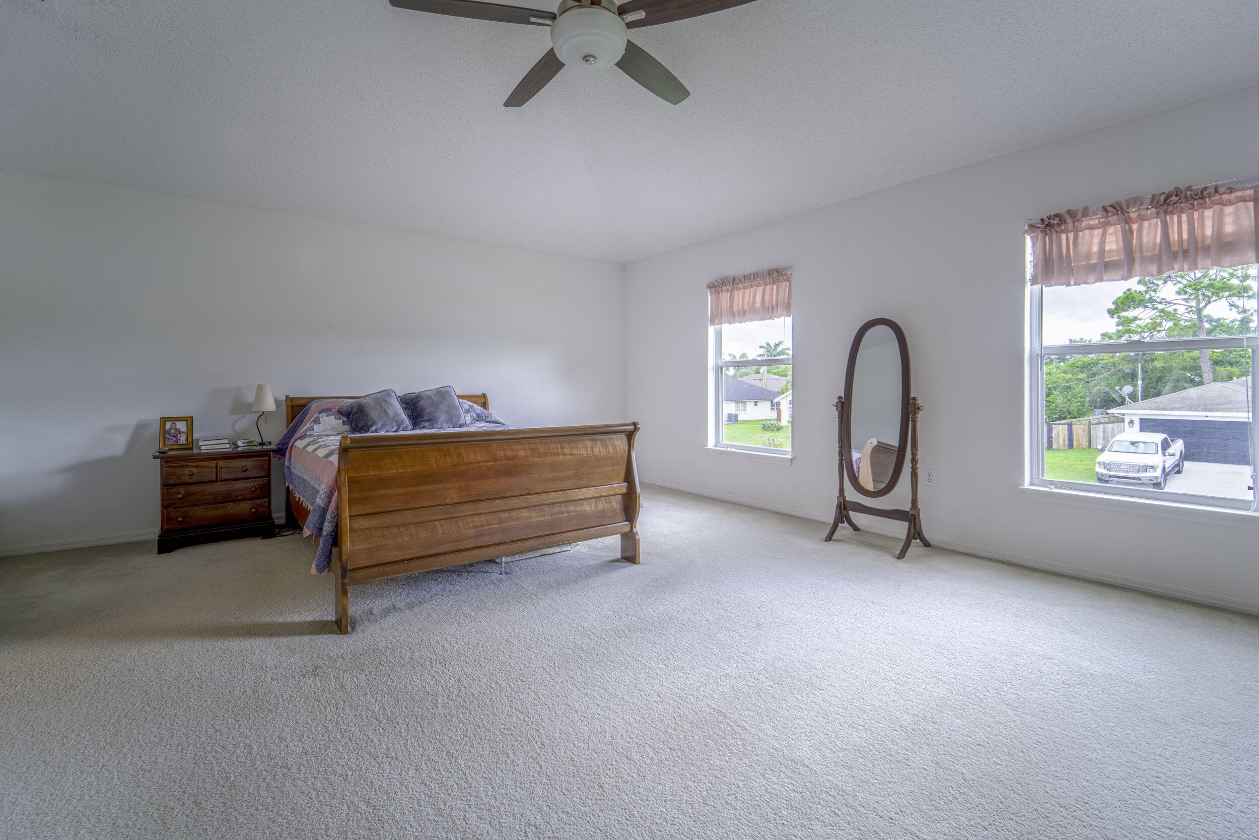 PORT ST LUCIE SECTION 8 - Residential