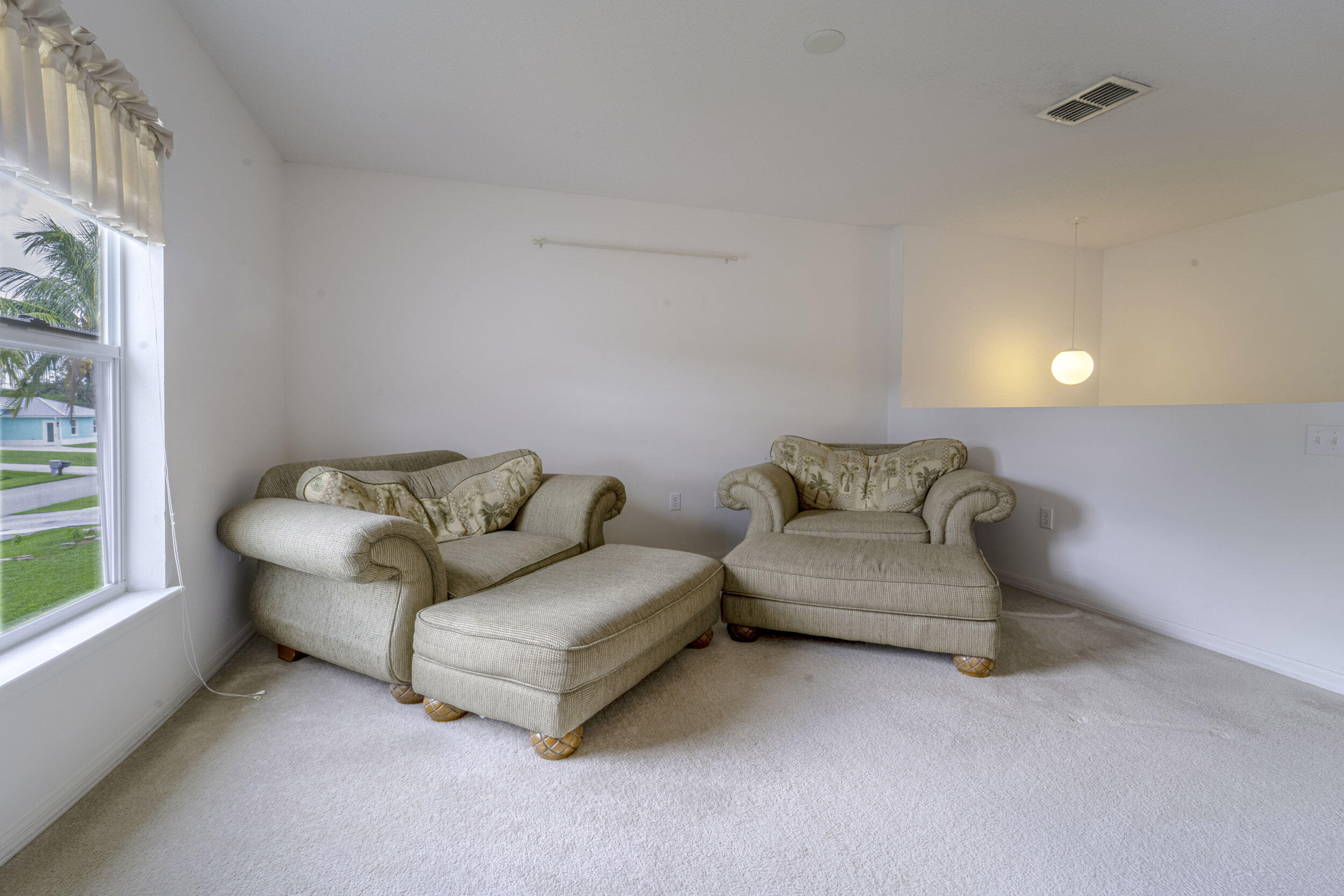 PORT ST LUCIE SECTION 8 - Residential