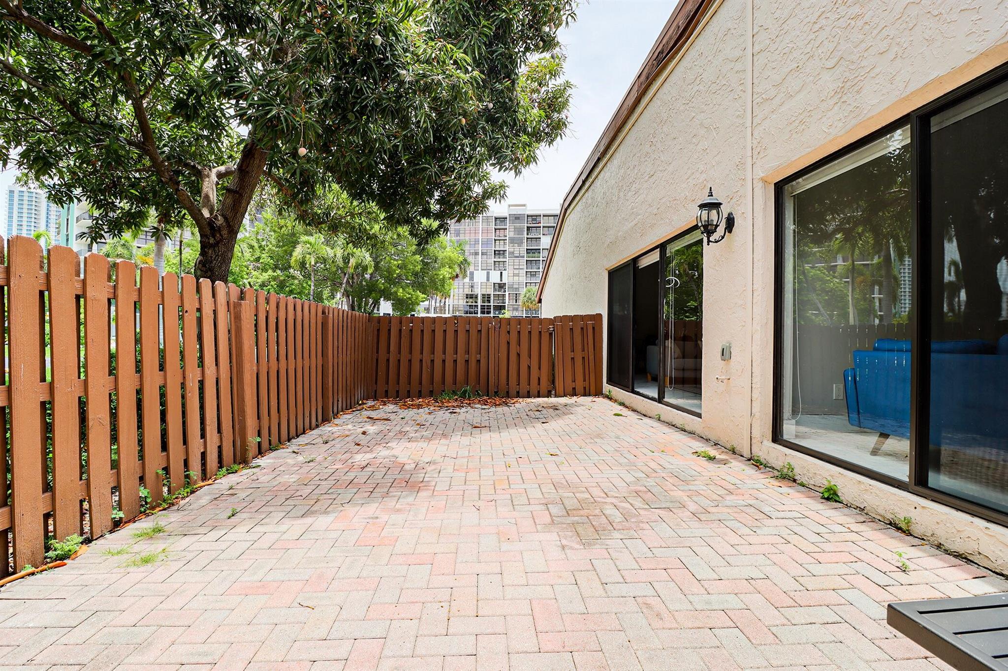 HARBOURWOOD SKETCH OF SUR - Residential