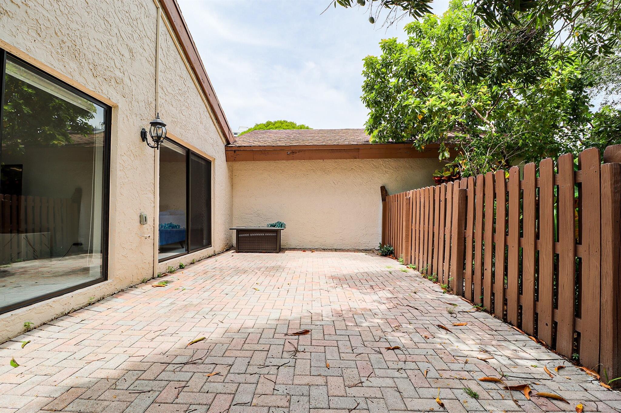 HARBOURWOOD SKETCH OF SUR - Residential