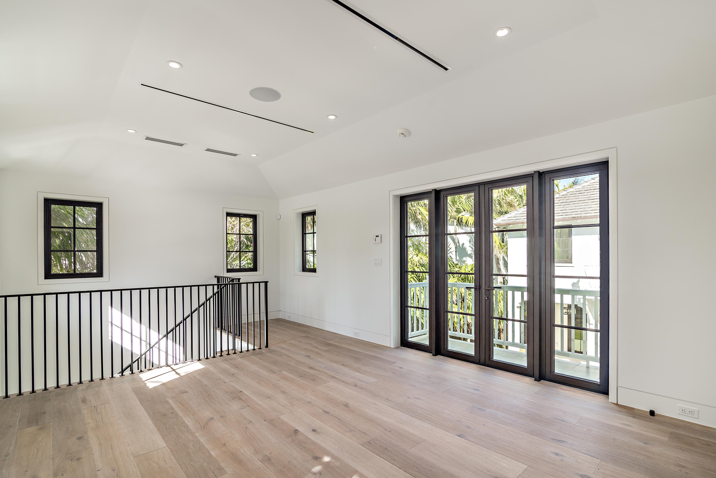 ROYAL PARK - Residential