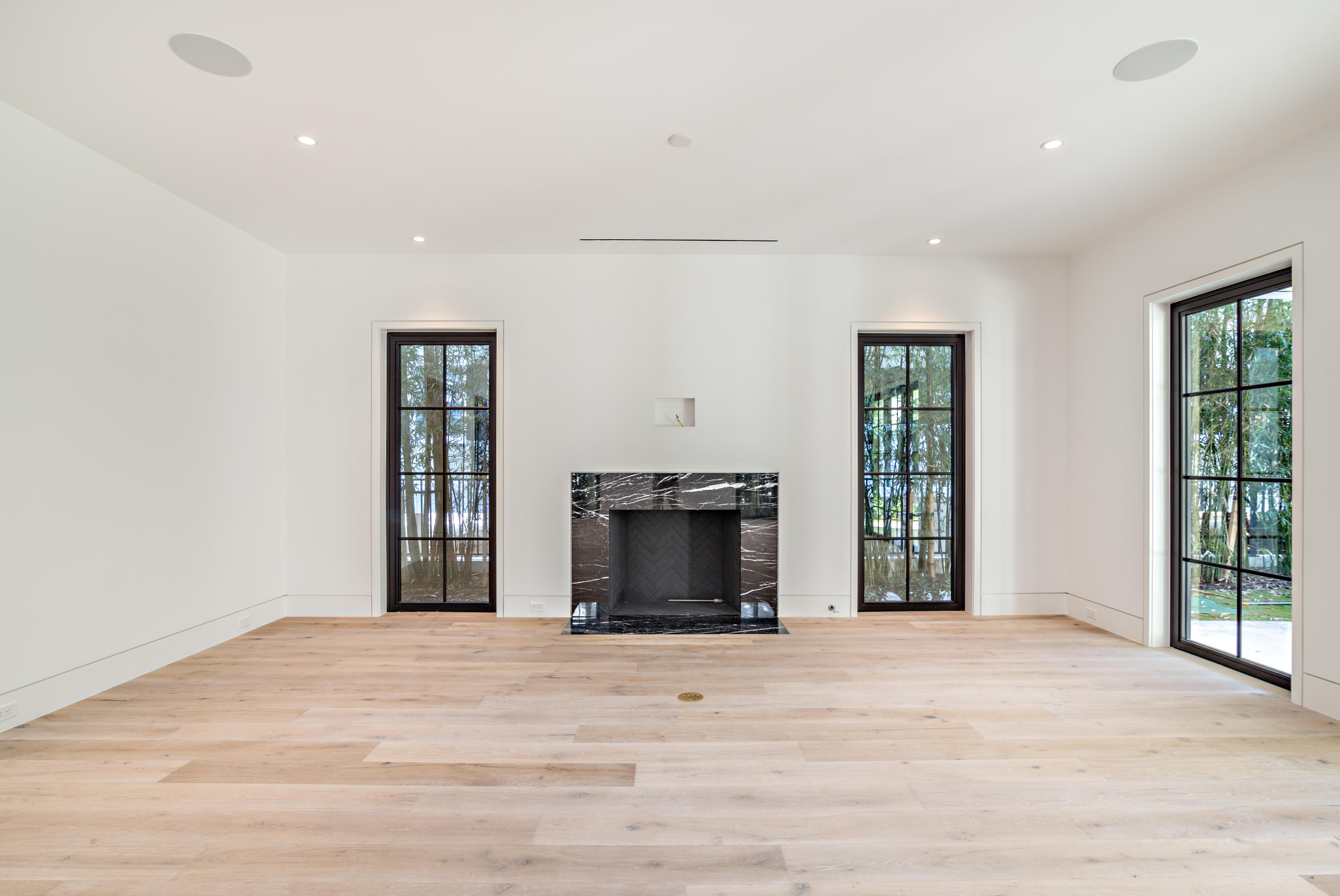 ROYAL PARK - Residential