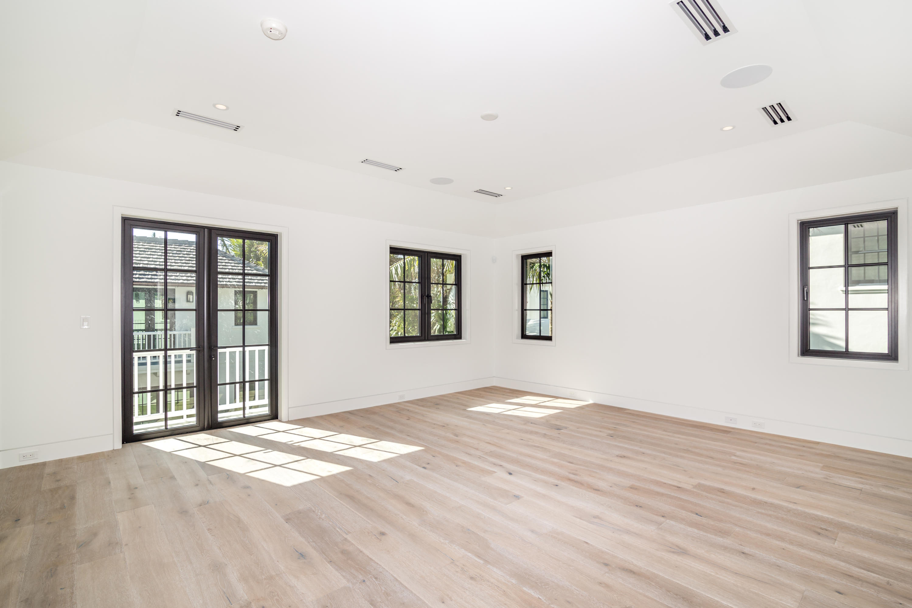 ROYAL PARK - Residential