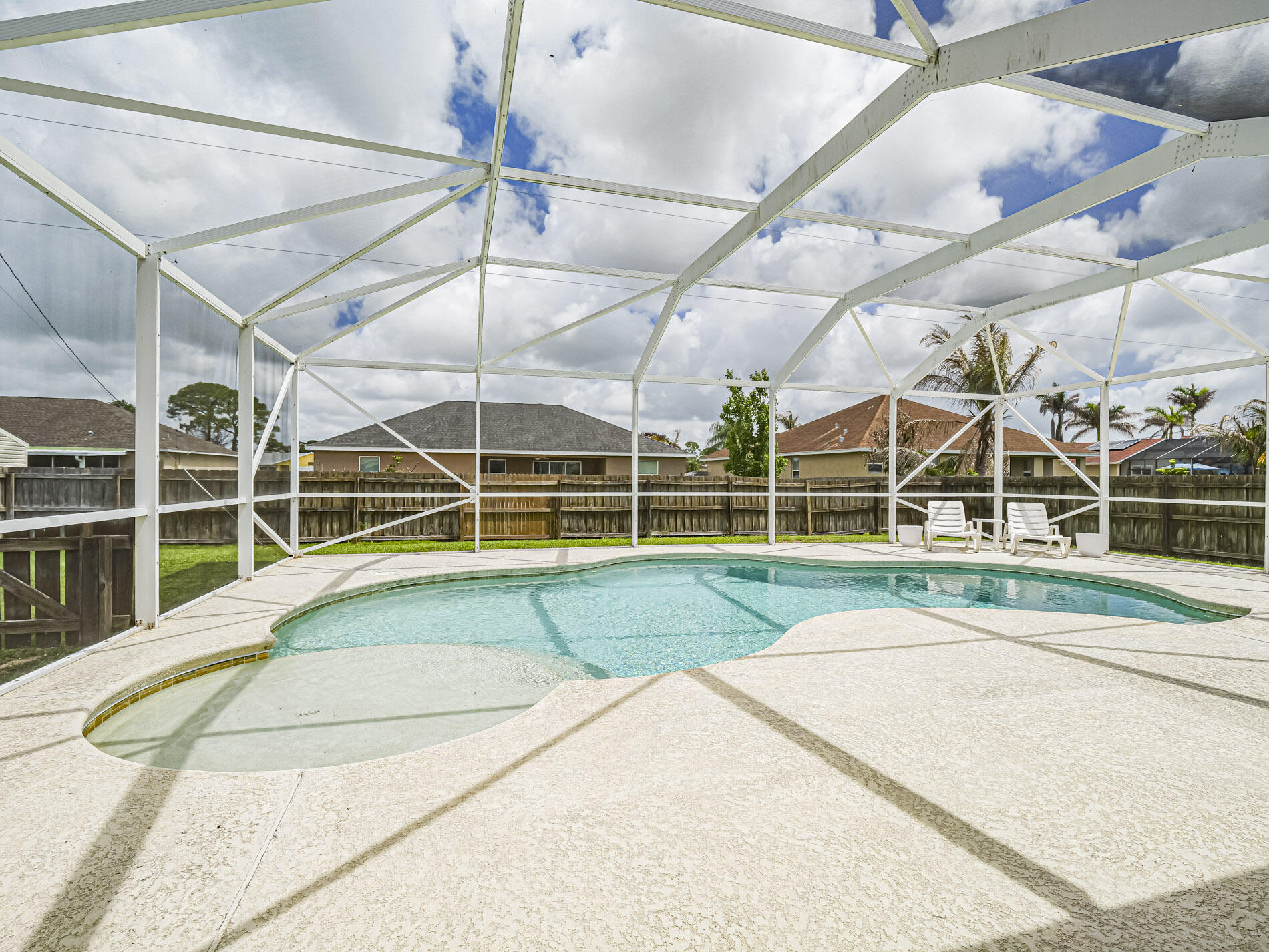 PORT ST LUCIE SECTION 4 - Residential