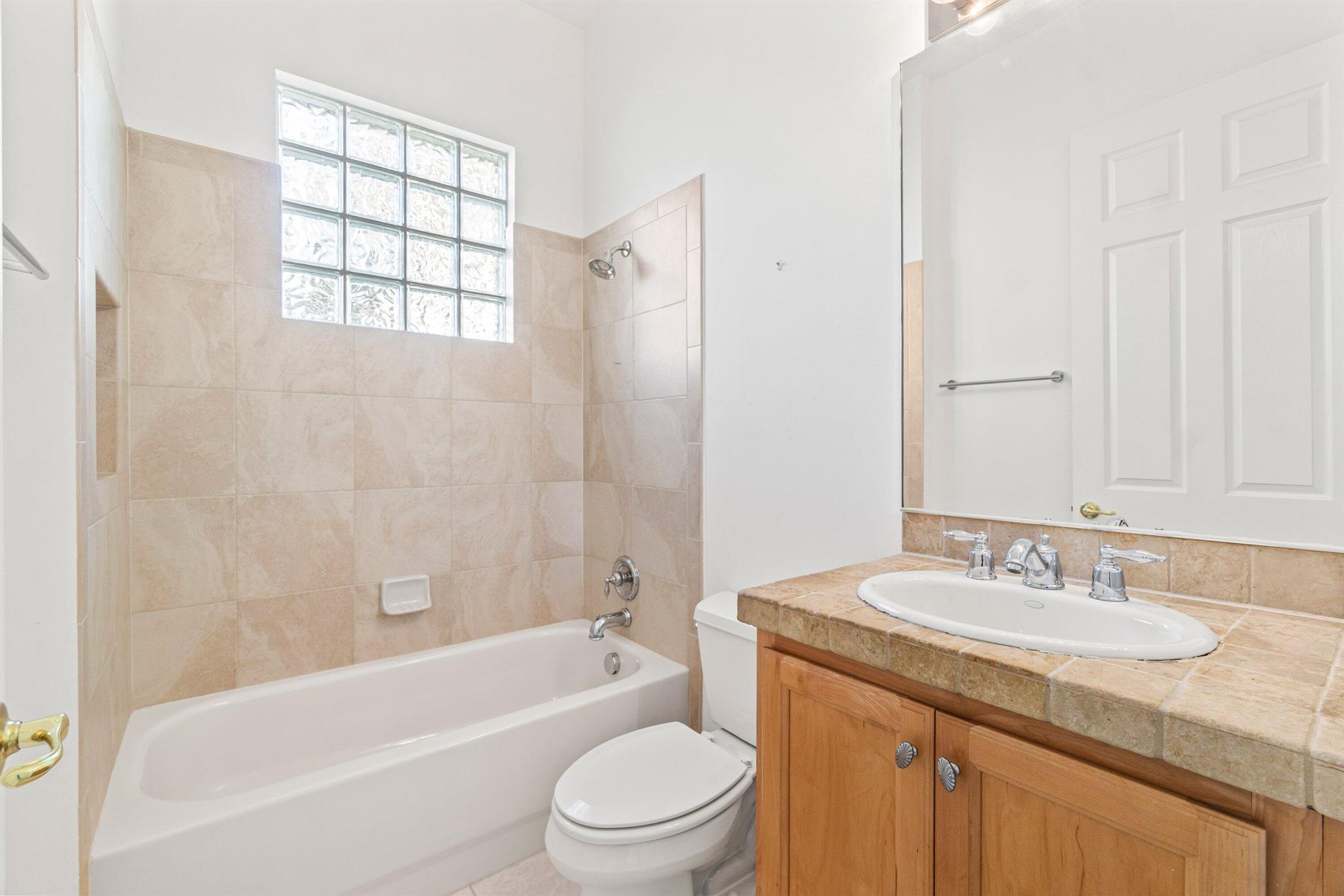 CANYON LAKES 1 - Residential