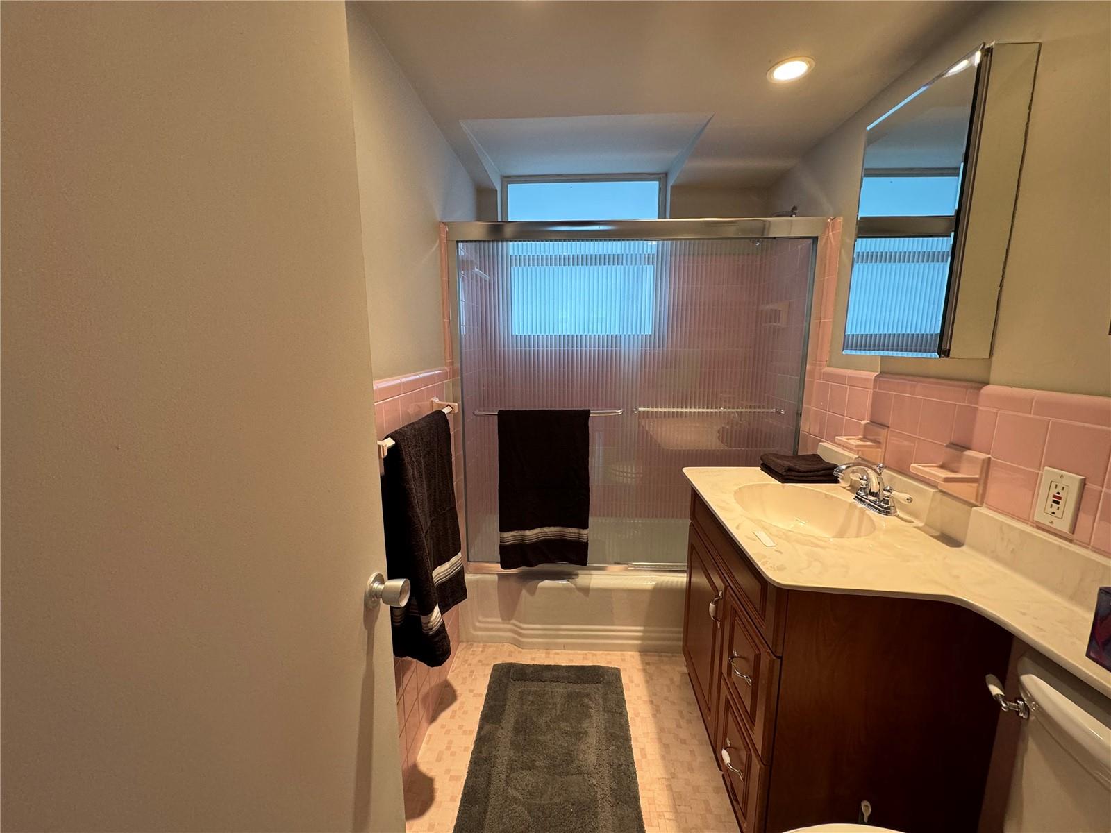 1920 S Ocean Dr 1002, Fort Lauderdale, FL, 33316/$429,999 4 1920 S Ocean Dr 1002