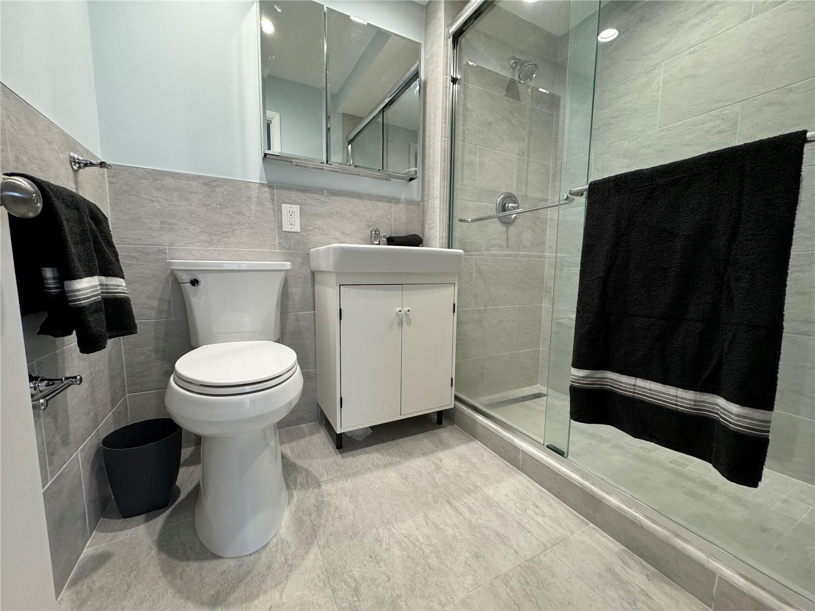 1920 S Ocean Dr 1002, Fort Lauderdale, FL, 33316/$429,999 2 1920 S Ocean Dr 1002
