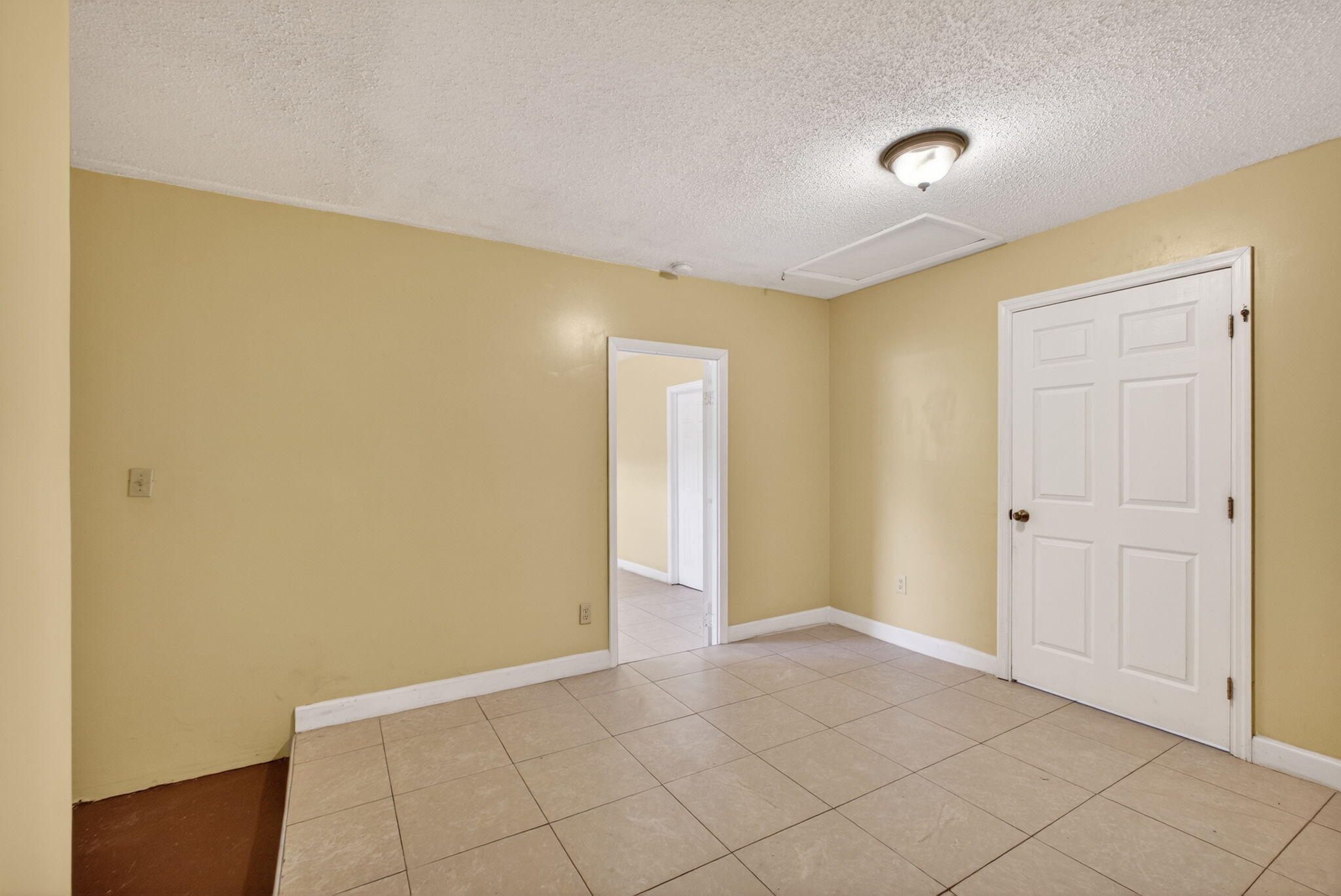 WESTFIELD AT WPB - Residential