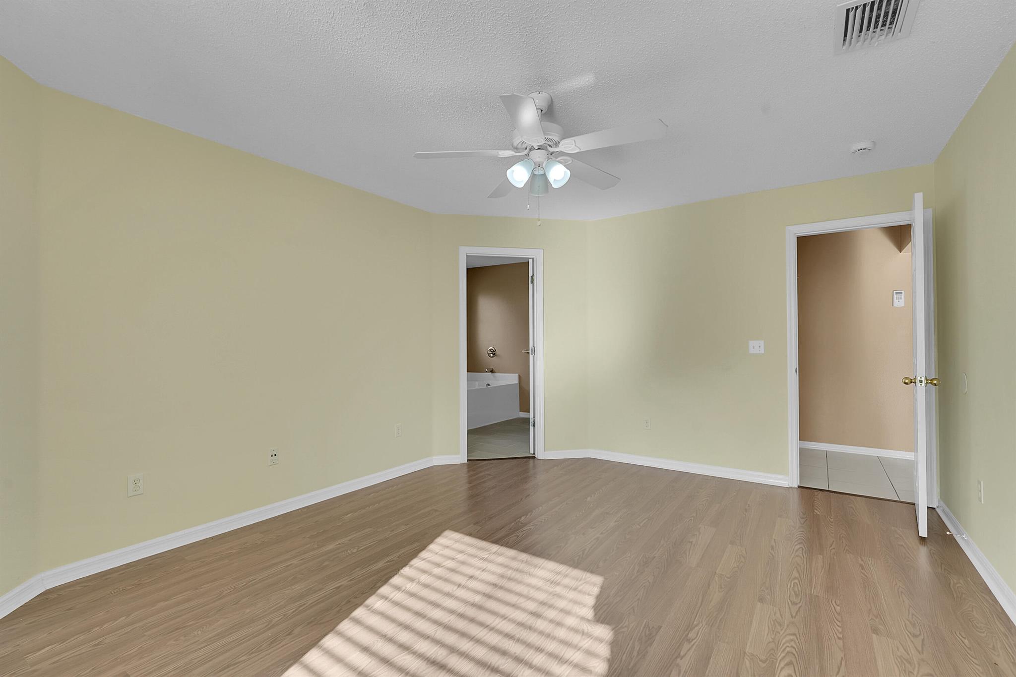 PORT ST LUCIE SECTION 18 - Residential Lease